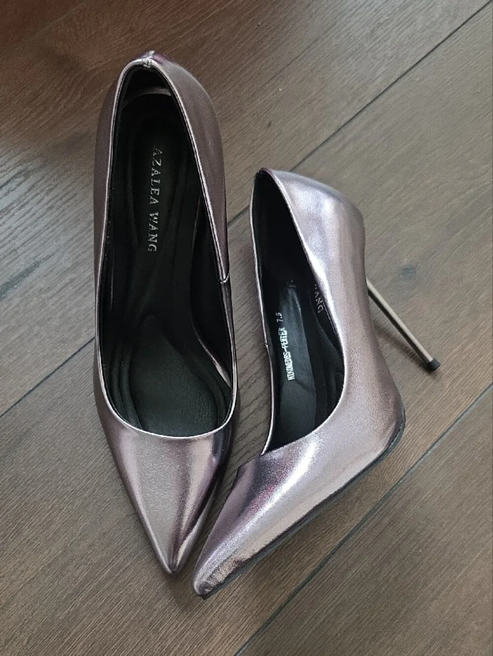 Azalea Wang Akira Heels Metallic Light Grey Pointed-Toe Women's Pumps‎